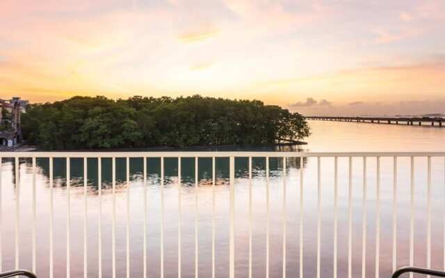 Captivating 1BR With Balcony in Panama