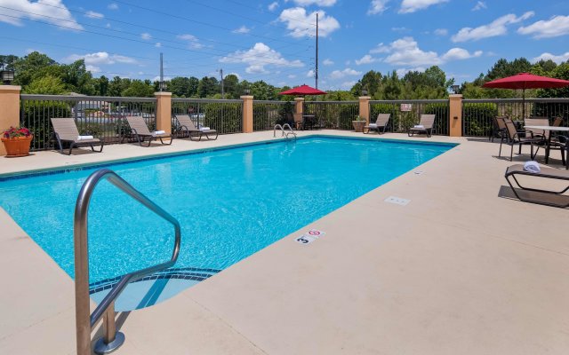 Best Western Plus Suites-Greenville