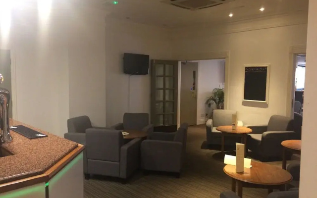South Milford Hotel