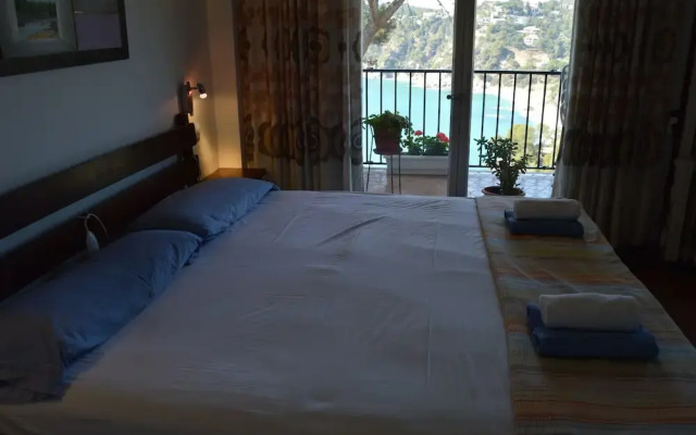 Les Terrasses De Cala Llevado 01