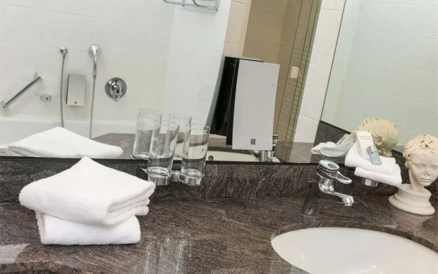 Tryp by Wyndham Stadtoldendorf