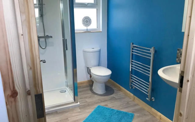 Kingfisher Glamping Cabin