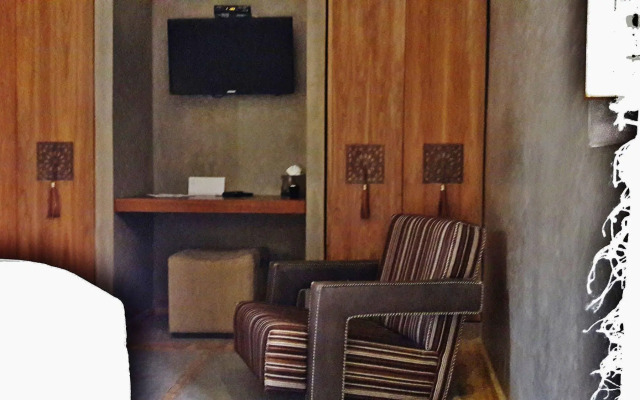 Riad Houma
