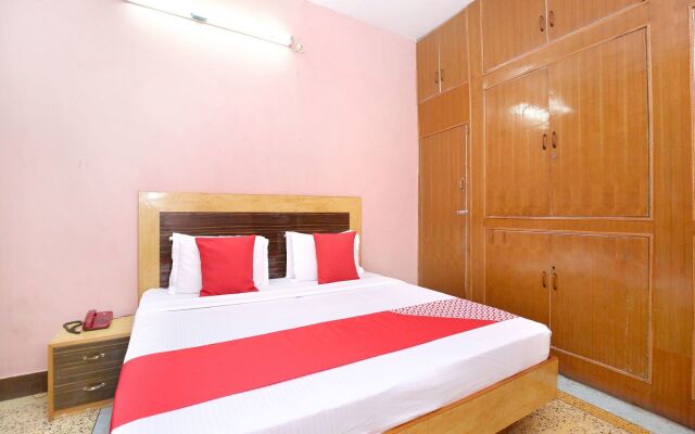 OYO 12307 Home Cozy 2BHK Parwanoo Kasauli