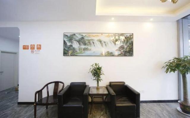 Pod Inn Hotel (Shanghai Hangtou Metro Station Hangnan Road)