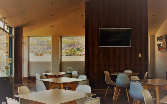 Wayqey Hotel