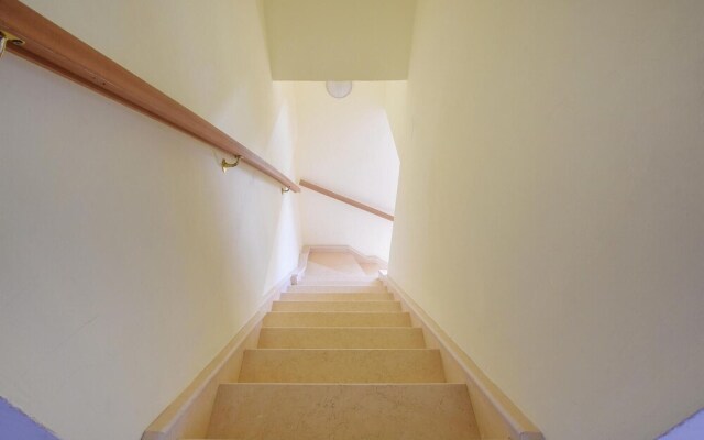 Stunning Home in Roseto Capo Spulico With 4 Bedrooms