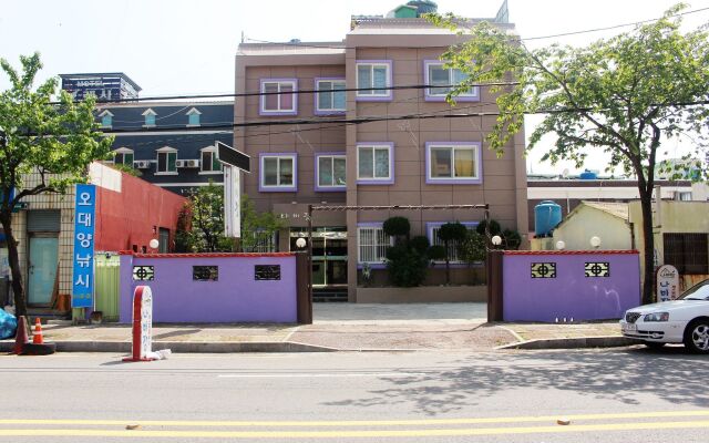 Nabijam Motel