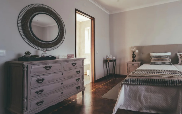 Vila Milreu Guest House