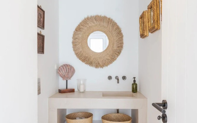 Wooden Villa By Cadenzalux