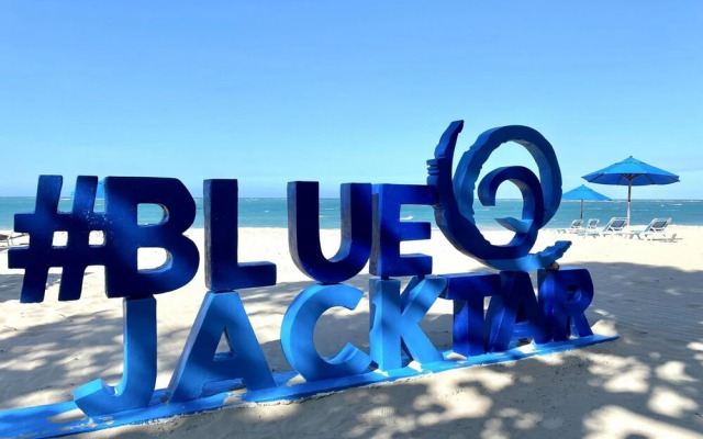 Georgeus 4BR Apartment at Blue Jacktar
