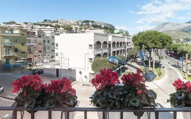 New Luxus Apartment in Gaeta with sea view on harbour