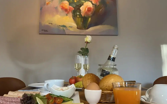 Signature East Hotel Falk