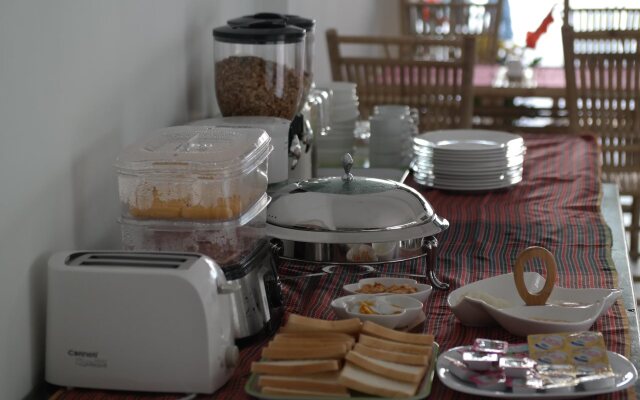 Mowin Boutique Hotel & Residence