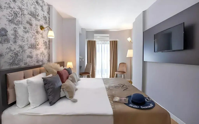 Lara Atalla Hotel