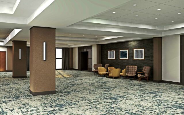 DoubleTree by Hilton Lansing