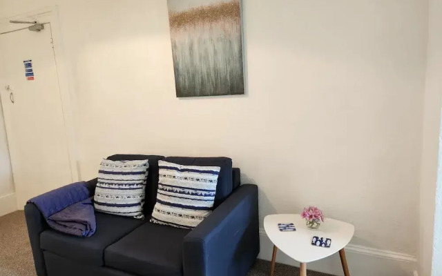 Rose Court Holiday Apartments
