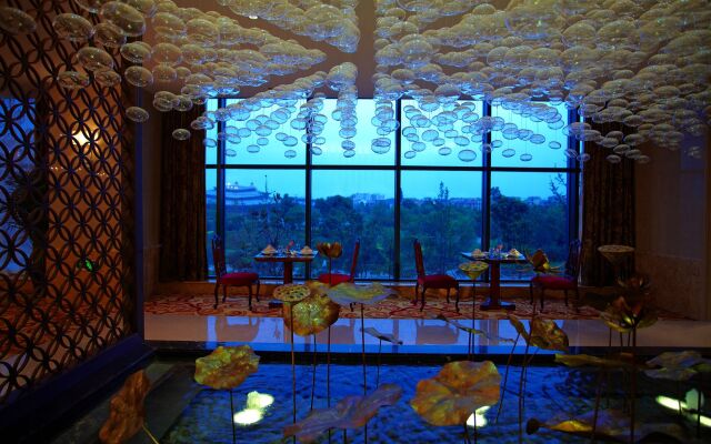 Grand New Century Hotel Canal Hangzhou
