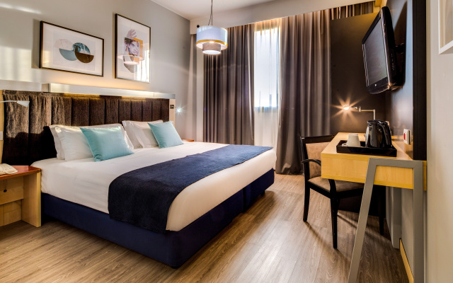 Отель Holiday Inn Bologna Fiera