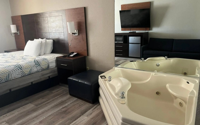 Motel 6 Tulsa, OK - Airport