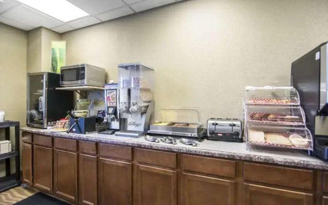 Quality Inn & Suites Thompson