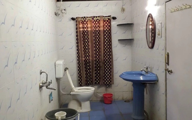 Grand Galaxy Hotel Krishna