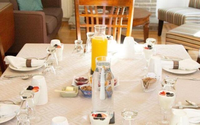 Colborne Bed and Breakfast