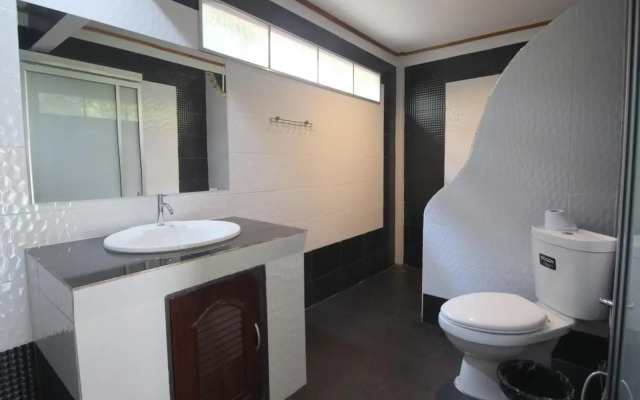 Koh Kood Far East Resort