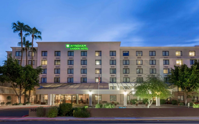 Wyndham Garden Phoenix Midtown