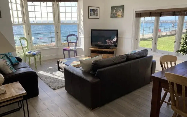 Promenade Apartment at Beach House