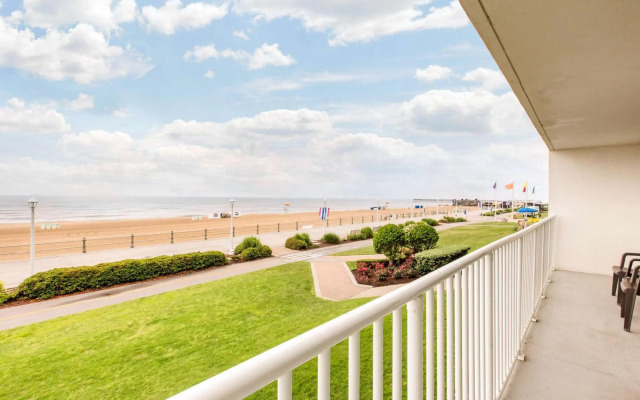 Coastal Hotel and Suites Virginia Beach Oceanfront