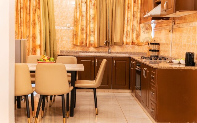 A'lure Hotel & Residences
