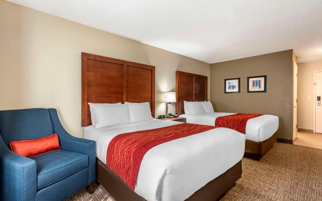 Super 8 by Wyndham Mankato