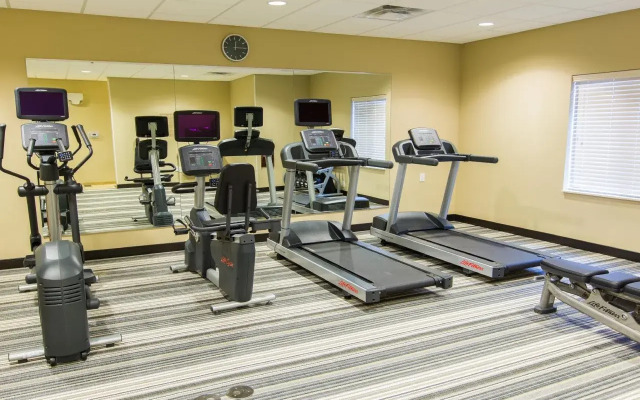 Candlewood Suites : Overland Park - W 135th St by IHG