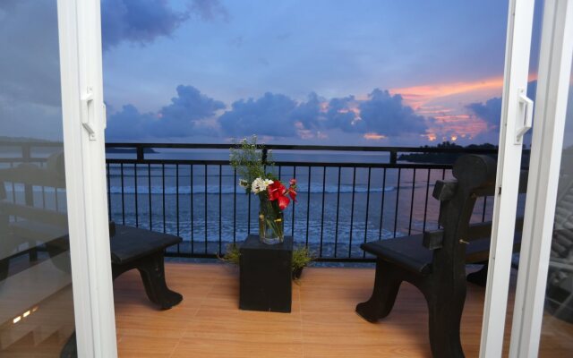 Villa Surf Beach