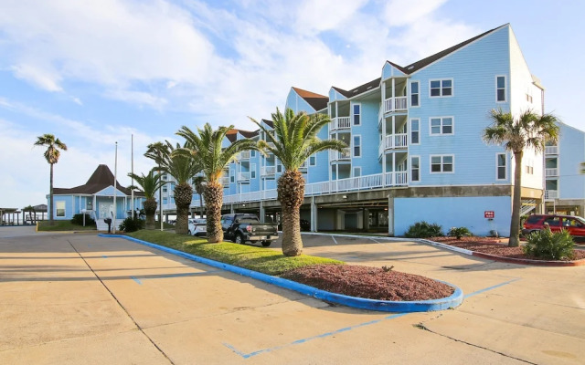Seascape 2221 1 Bedroom Condo by RedAwning