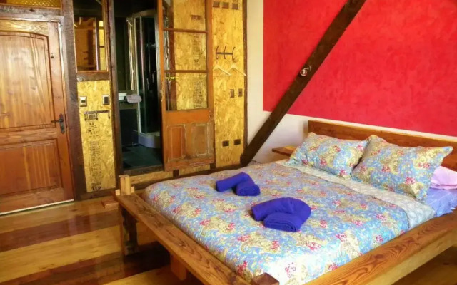 PazZHOtel eco/art