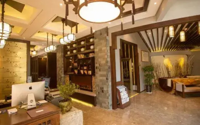 Huihe Hotel
