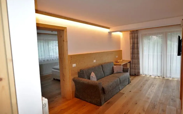 Piccolo Hotel Claudia Dolomiti Unesco -