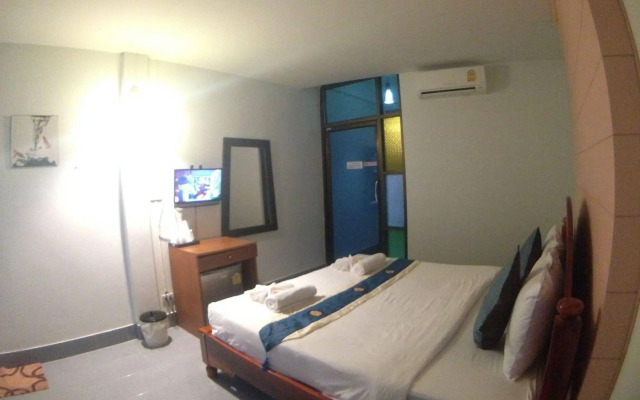Srichada Hotel Khaolak