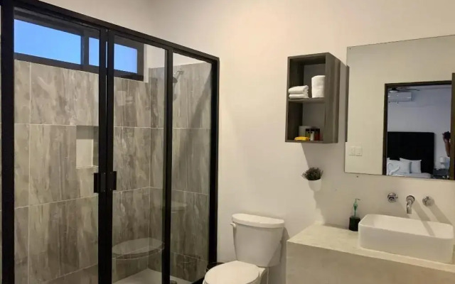 SILVERSANDS Hotel Boutique - 5Th Ave