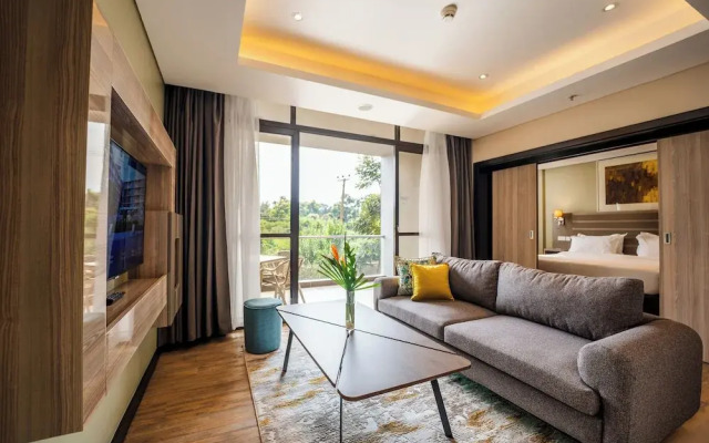 Trademark Suites at Enaki Town