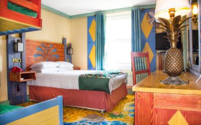 Splash Landings Hotel