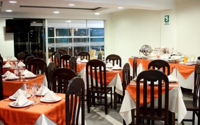 Plaza Real Hotel