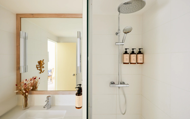 Hotel Indigo Bordeaux Centre Chartrons by IHG