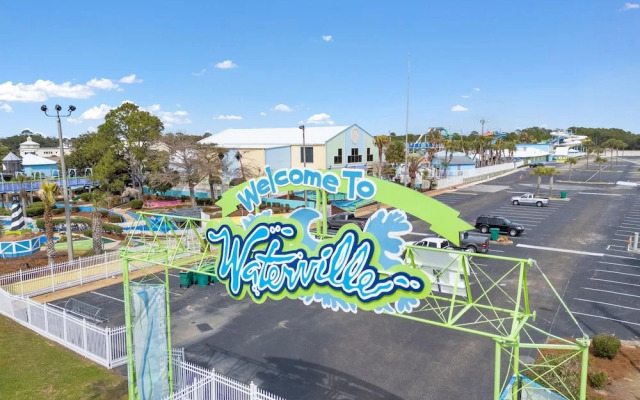 Totally Beachin' at Pelican Place