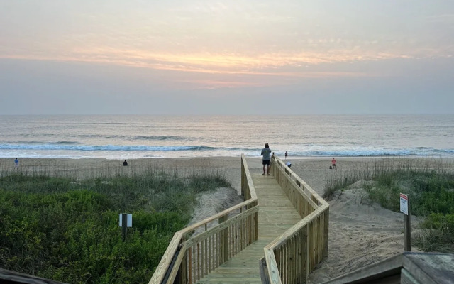 Outer Banks Beach Club Resort