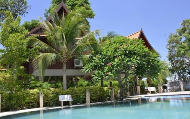 Baan Salathai Hua Hin