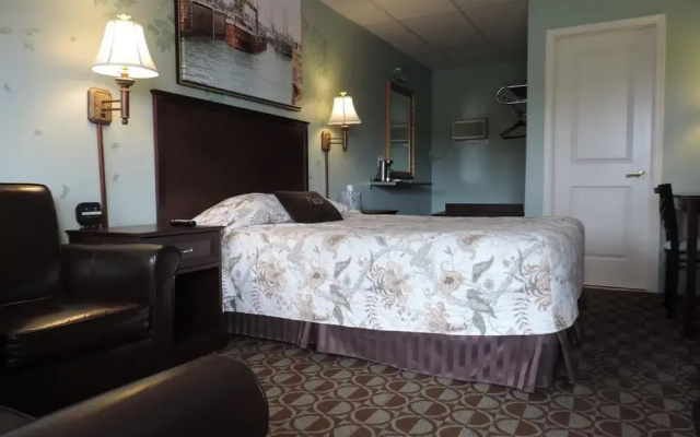 Plaza Motor Motel