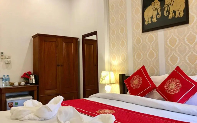Pangkham Lodge